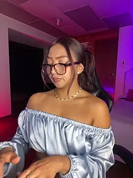 Snapshot of Cattleya_Love chatting on July 15, 2026, 2:17 am Cattleya Love online show from July 15, 2026, 2:17 am
