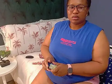 Snapshot of MISS_BLACKBERY chatting on June 28, 2026, 6:19 am MISS BLACKBERY online show from June 28, 2026, 6:19 am