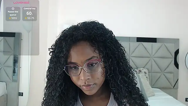 lily mendoza online show from July 15, 2026, 7:52 pm