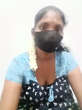 Snapshot of akshaya4311 chatting on July 3, 2026, 3:29 pm akshaya4311 online show from July 3, 2026, 3:29 pm