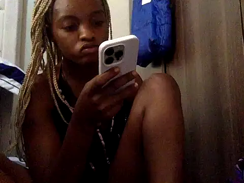Snapshot of Lilmamaspark chatting on June 14, 2026, 5:53 am Lilmamaspark online show from June 14, 2026, 5:53 am