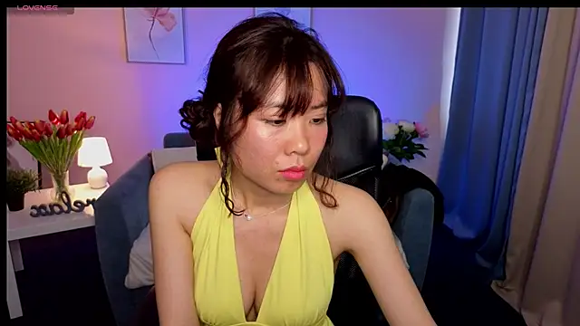 Snapshot of MyRebecca chatting on June 17, 2026, 12:07 pm MyRebecca online show from June 17, 2026, 12:07 pm