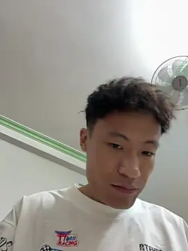 Mr iphone11 online show from July 1, 2026, 2:40 pm