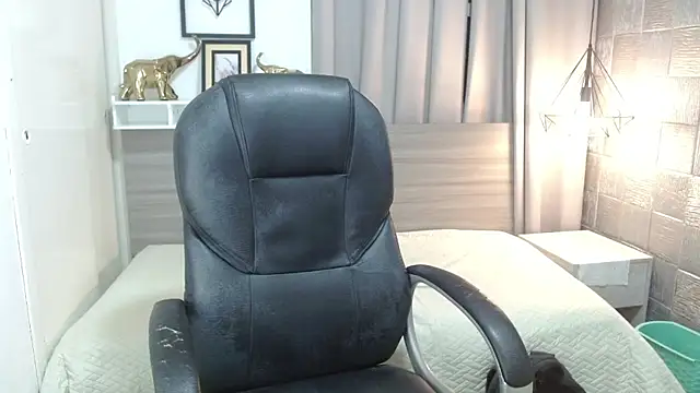 Snapshot of Billie_Jean chatting on July 28, 2026, 2:13 pm Billie Jean online show from July 28, 2026, 2:13 pm