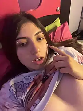 cassierosse2 online show from June 14, 2026, 7:05 pm