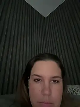 Lauretta1507 online show from June 22, 2026, 11:51 am