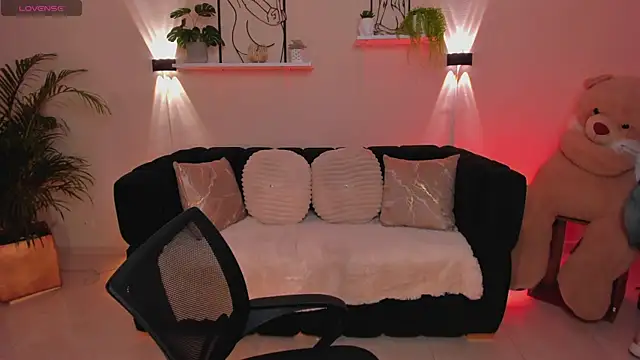 Susy Doll1 online show from July 2, 2026, 2:23 pm