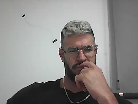 Snapshot of mrbighairychest chatting on June 30, 2026, 5:58 pm mrbighairychest online show from June 30, 2026, 5:58 pm