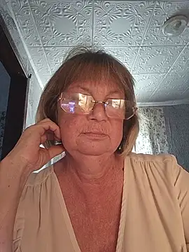 Snapshot of MilashkaCutie50 chatting on June 19, 2026, 3:11 am MilashkaCutie50 online show from June 19, 2026, 3:11 am