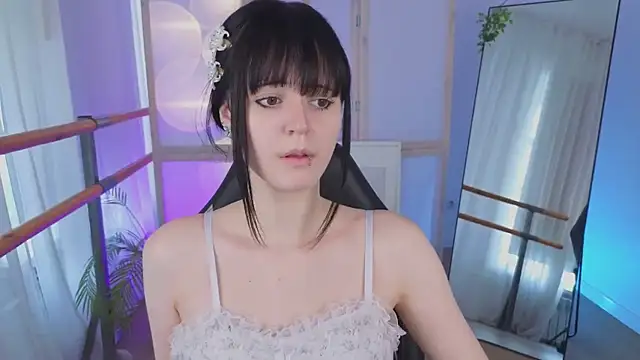 Snapshot of Michelle_Rain chatting on July 22, 2026, 1:36 pm Michelle Rain online show from July 22, 2026, 1:36 pm