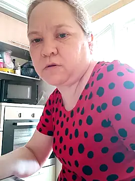 Snapshot of -ELLILOVE- chatting on July 8, 2026, 10:42 am -ELLILOVE- online show from July 8, 2026, 10:42 am