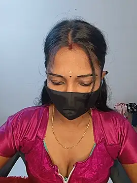 YALINITWO7 TAMIL online show from July 16, 2026, 5:13 am