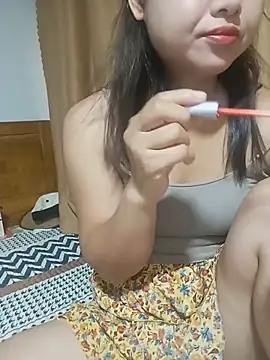 Emma-cutee online show from June 30, 2026, 2:12 am