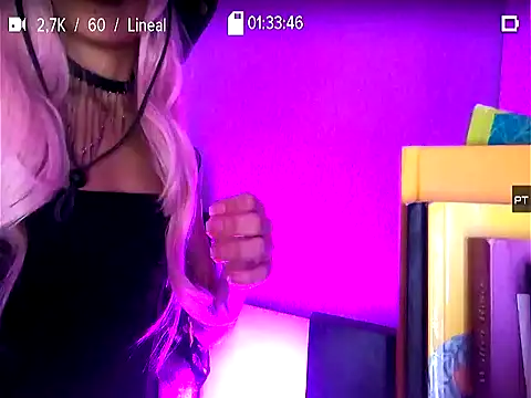 Snapshot of xLilyAngelx_ chatting on July 30, 2026, 1:59 am xLilyAngelx online show from July 30, 2026, 1:59 am