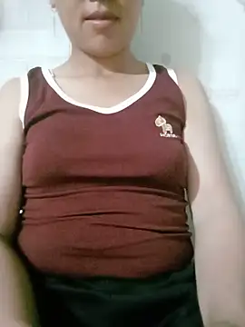 Snapshot of Helen-nn chatting on June 21, 2026, 4:04 am Helen-nn online show from June 21, 2026, 4:04 am
