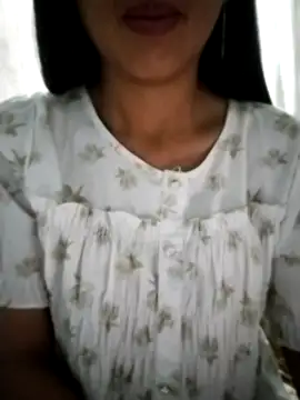 Snapshot of Helen-nn chatting on July 11, 2026, 10:22 pm Helen-nn online show from July 11, 2026, 10:22 pm