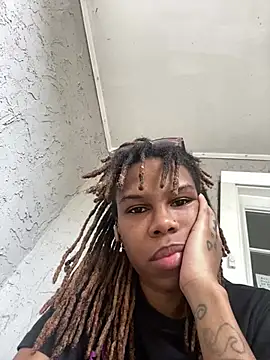Snapshot of Opal_Rainbow chatting on May 27, 2026, 7:44 pm Opal Rainbow online show from May 27, 2026, 7:44 pm
