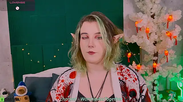 Candy-yeah online show from June 18, 2026, 1:06 am