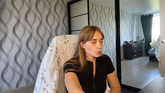 Miss Luna meow online show from July 14, 2026, 3:51 pm