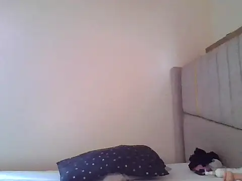 KittyyTemptation online show from July 19, 2026, 12:09 pm