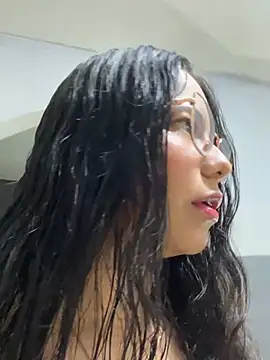 Snapshot of ColombianSexyCouple_ chatting on July 9, 2026, 4:05 am ColombianSexyCouple online show from July 9, 2026, 4:05 am
