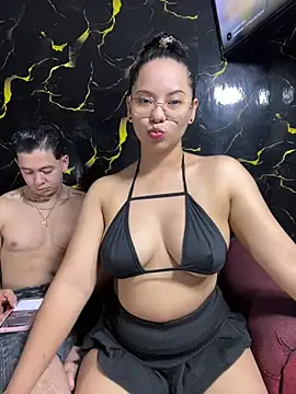 Snapshot of ColombianSexyCouple_ chatting on July 19, 2026, 1:48 pm ColombianSexyCouple online show from July 19, 2026, 1:48 pm