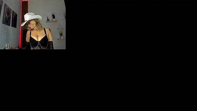 Snapshot of Rosse_depp chatting on June 30, 2026, 1:56 pm Rosse depp online show from June 30, 2026, 1:56 pm