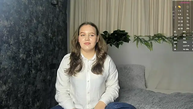 Snapshot of MissBadTiming chatting on June 23, 2026, 4:05 pm MissBadTiming online show from June 23, 2026, 4:05 pm