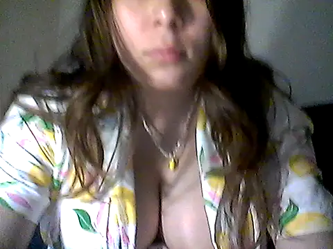 Snapshot of PimientaLimon chatting on July 3, 2026, 7:59 am PimientaLimon online show from July 3, 2026, 7:59 am