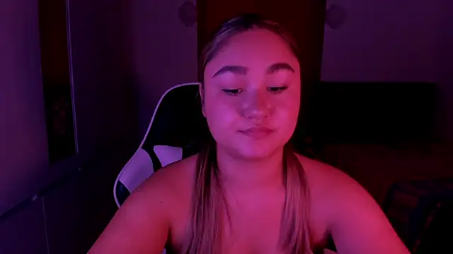 Snapshot of Samantha_ConnorX chatting on July 3, 2026, 5:41 pm Samantha ConnorX online show from July 3, 2026, 5:41 pm