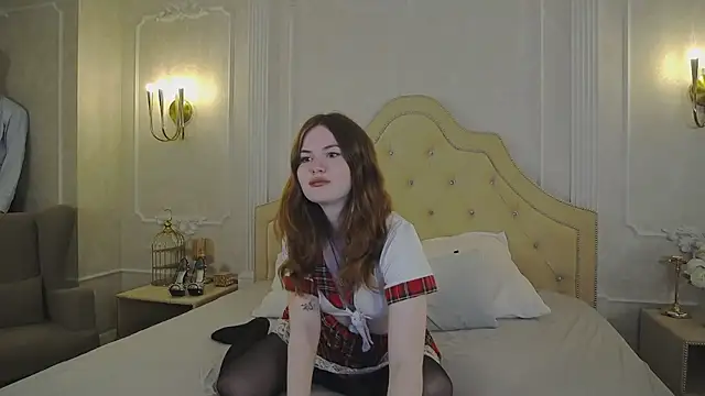 Snapshot of ClaireFlowers chatting on June 29, 2026, 2:06 pm ClaireFlowers online show from June 29, 2026, 2:06 pm