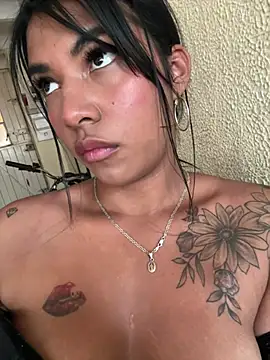 sophiagomezx online show from June 23, 2026, 5:55 pm