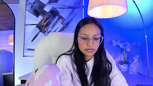 emma brooks  online show from July 28, 2026, 6:20 pm