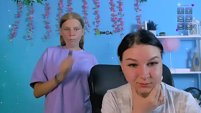 Snapshot of bella_sky11 chatting on July 9, 2026, 8:51 am bella sky11 online show from July 9, 2026, 8:51 am