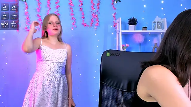 Snapshot of bella_sky11 chatting on July 19, 2026, 7:06 pm bella sky11 online show from July 19, 2026, 7:06 pm