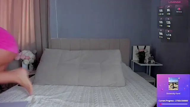 Snapshot of MissMiaTv chatting on October 30, 2025, 4:25 am MissMiaTv online show from October 30, 2025, 4:25 am