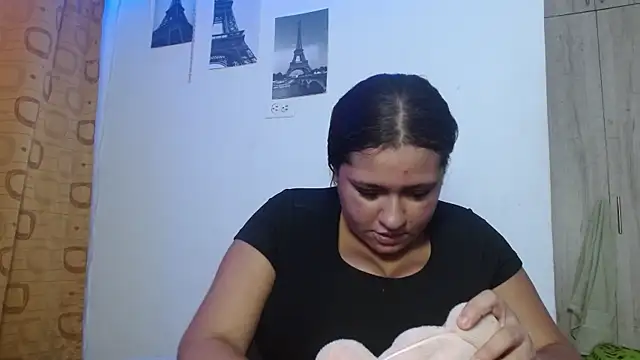 Scarleth 69  online show from July 10, 2026, 4:42 pm