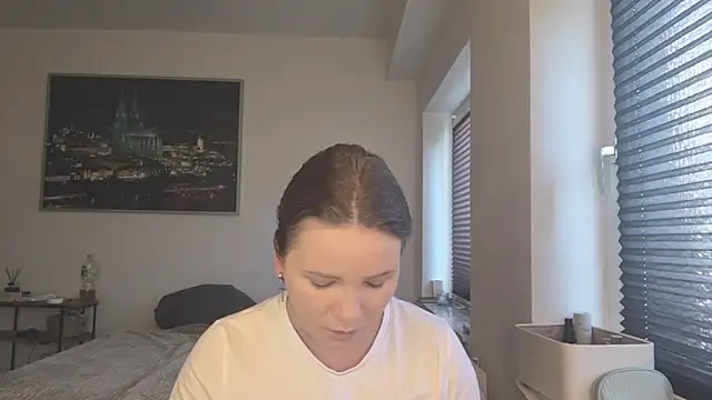 Snapshot of YevetteGord chatting on June 22, 2026, 7:16 am YevetteGord online show from June 22, 2026, 7:16 am