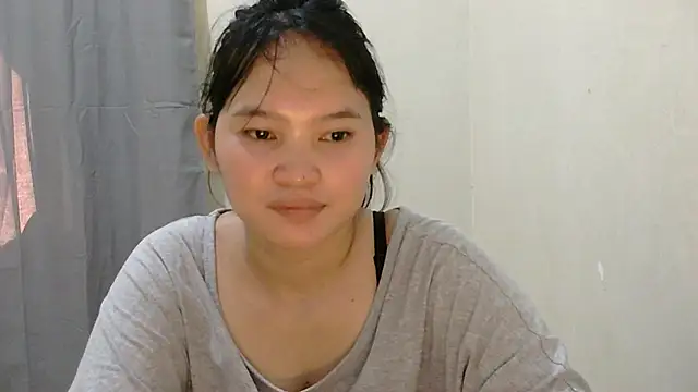 Snapshot of Fhwilloughbyxx chatting on June 27, 2026, 6:29 am Fhwilloughbyxx online show from June 27, 2026, 6:29 am