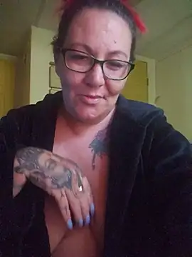 TattedLove4 online show from June 20, 2026, 10:23 pm