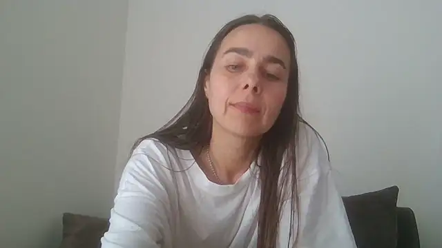 Snapshot of Vanelleda chatting on June 27, 2026, 12:33 pm Vanelleda online show from June 27, 2026, 12:33 pm