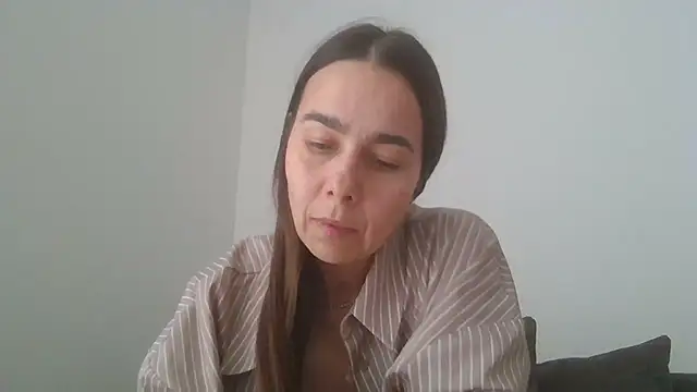 Snapshot of Vanelleda chatting on June 30, 2026, 9:32 am Vanelleda online show from June 30, 2026, 9:32 am