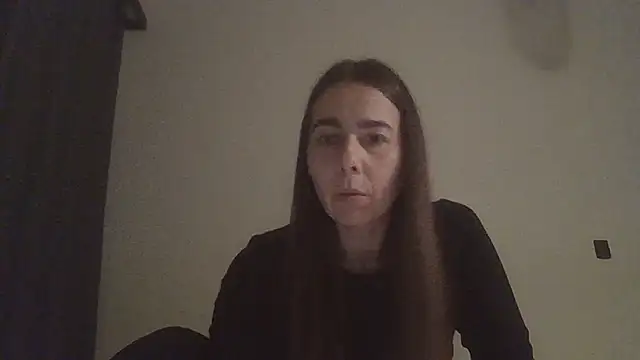 Snapshot of Vanelleda chatting on July 10, 2026, 7:38 pm Vanelleda online show from July 10, 2026, 7:38 pm