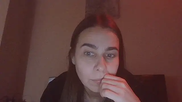 Snapshot of Vanelleda chatting on August 1, 2026, 9:14 pm Vanelleda online show from August 1, 2026, 9:14 pm