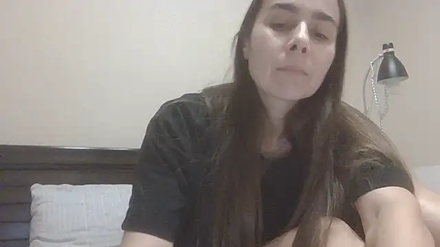 Snapshot of Vanelleda chatting on August 8, 2026, 6:10 pm Vanelleda online show from August 8, 2026, 6:10 pm