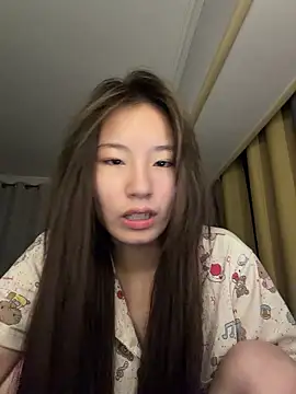 Snapshot of Uugirl00 chatting on July 27, 2026, 4:14 pm Uugirl00 online show from July 27, 2026, 4:14 pm