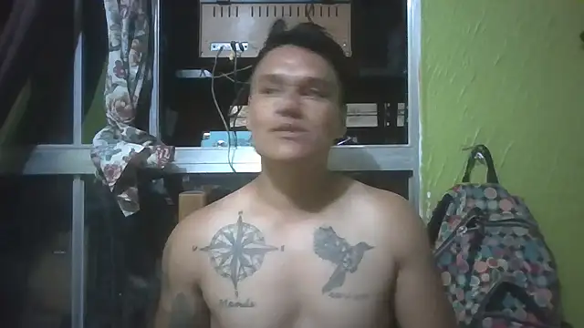 Snapshot of LatinoLeones chatting on July 30, 2026, 3:49 am LatinoLeones online show from July 30, 2026, 3:49 am