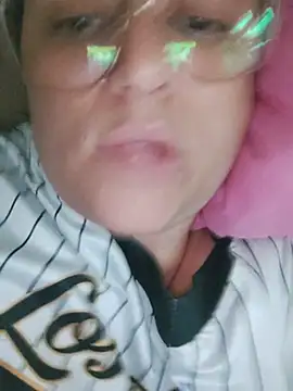 Snapshot of BRANQUINHAGG66 chatting on June 21, 2026, 6:54 pm BRANQUINHAGG66 online show from June 21, 2026, 6:54 pm