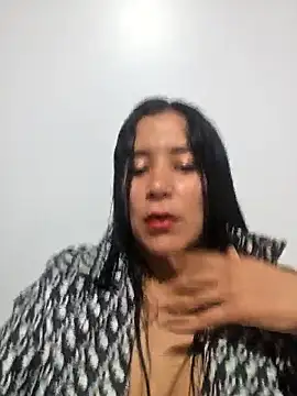 Snapshot of malu12 chatting on June 21, 2026, 8:44 pm malu12 online show from June 21, 2026, 8:44 pm