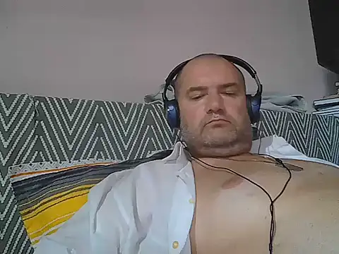 Snapshot of CristianDaniel78 chatting on July 31, 2026, 5:12 pm CristianDaniel78 online show from July 31, 2026, 5:12 pm